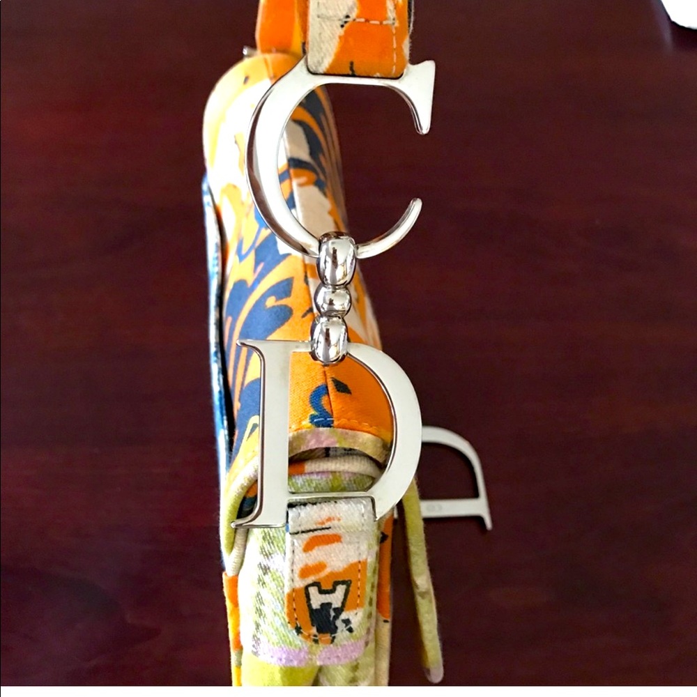 Authentic *LIMITED ADDITION* VINTAGE DIOR